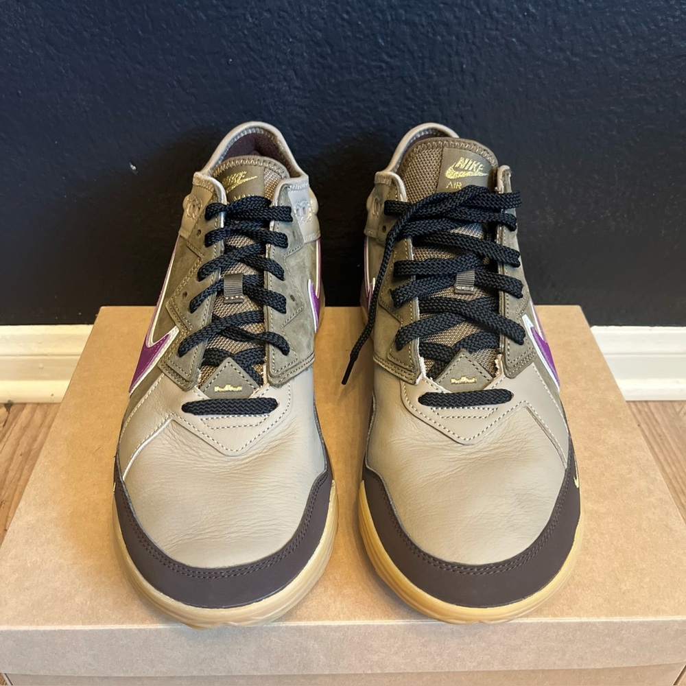 Nike Lebron 18 Low Atmos Viotech Sneakers CW3153-200 Size 11.5 VERY CLEAN